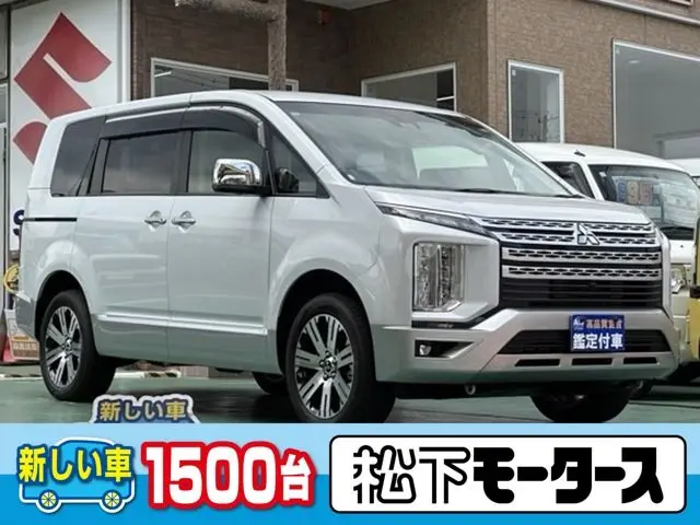 Mitsubishi Delica D:5