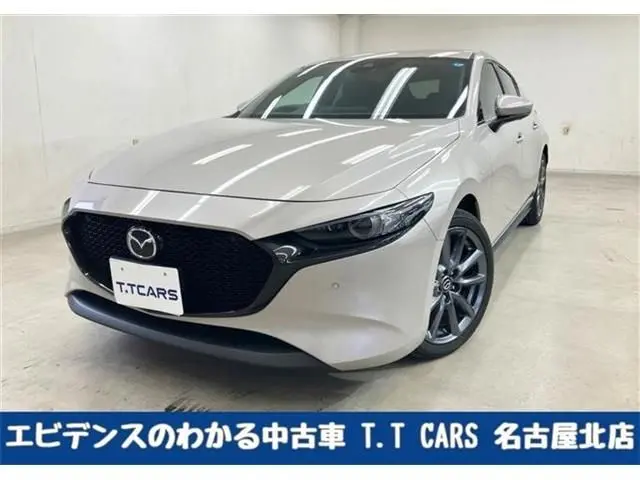 Mazda 3 Fastback