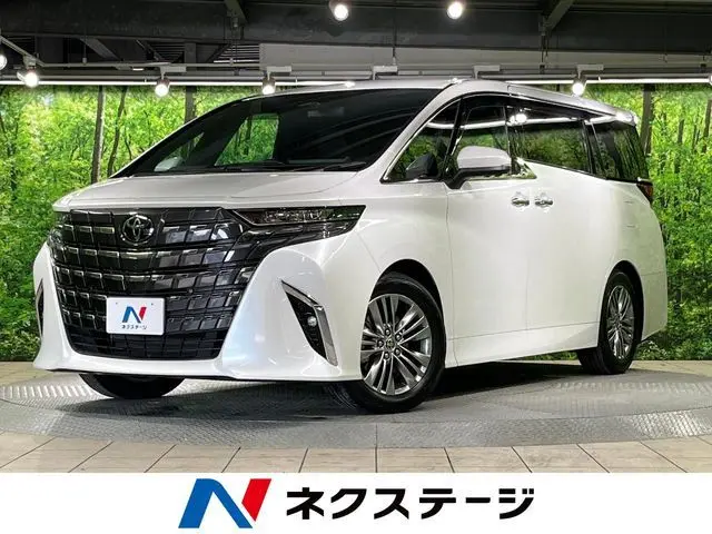Toyota Alphard Hybrid photo 1