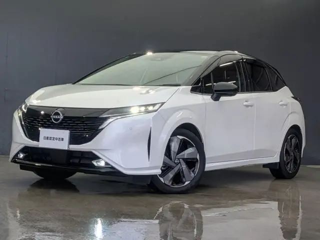 Nissan Aura