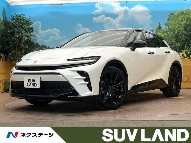 Toyota Crown Sport photo 1