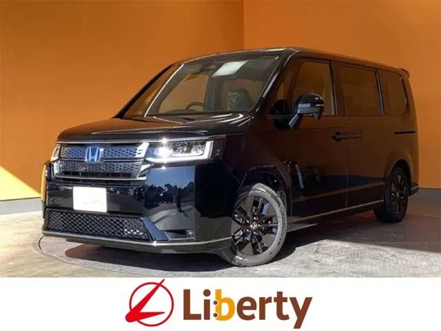 Honda Stepwagon Spada fotoğraf 1