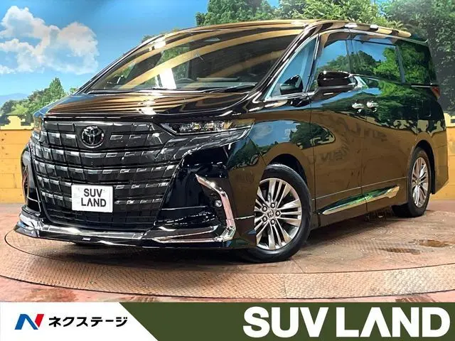 Toyota Alphard photo 1