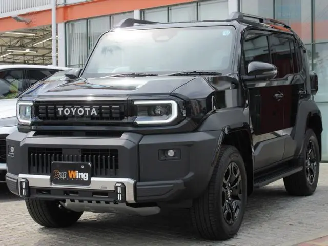 Toyota Land Cruiser FJ