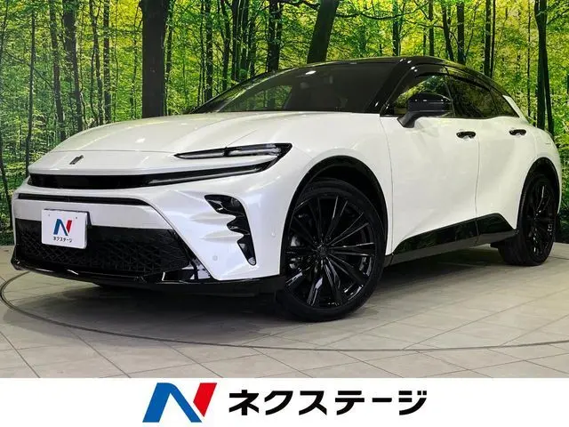 Toyota Crown Sport