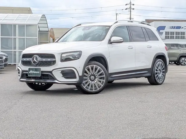 Mercedes-Benz GLB-Class fotoğraf 1
