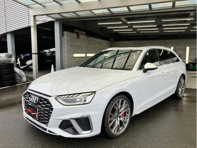Audi S4 Avant