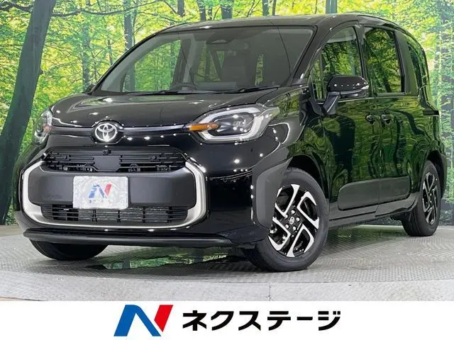 Toyota Sienta fotoğraf 1