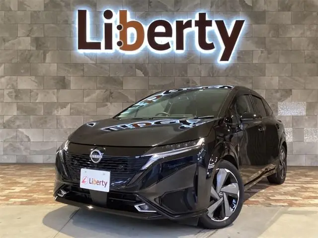 Nissan Aura