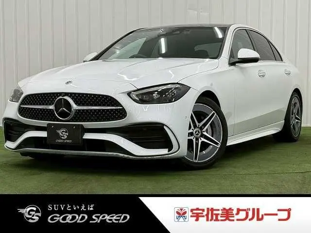 Mercedes-Benz C-Class fotoğraf 1