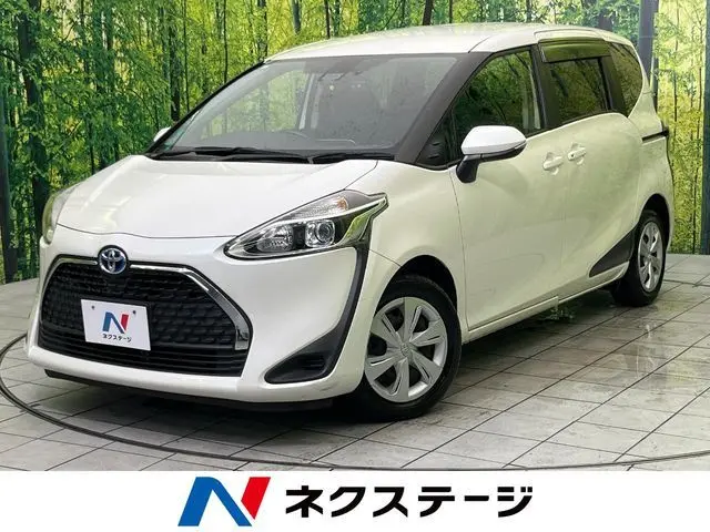 Toyota Sienta fotoğraf 1