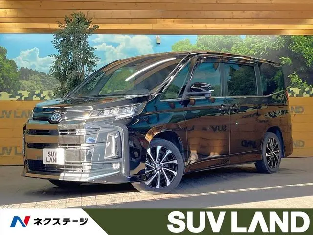 Toyota Noah fotoğraf 1