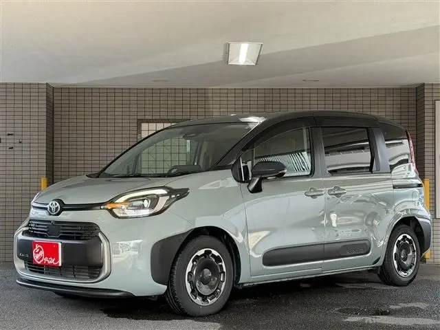 Toyota Sienta