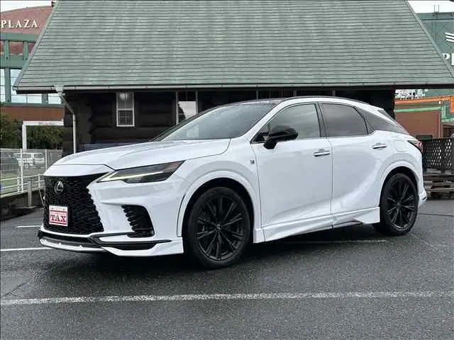 Lexus RX 500h fotoğraf 1
