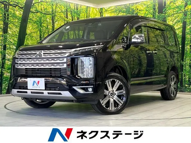 Mitsubishi Delica D:5