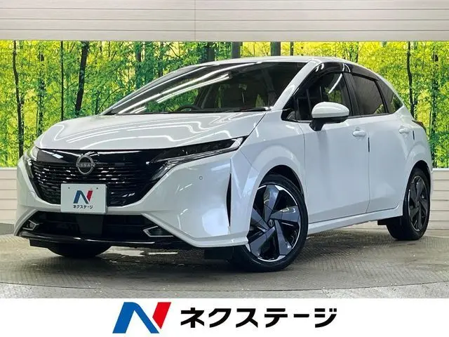 Nissan Aura