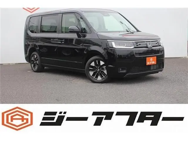 Honda Stepwagon fotoğraf 1