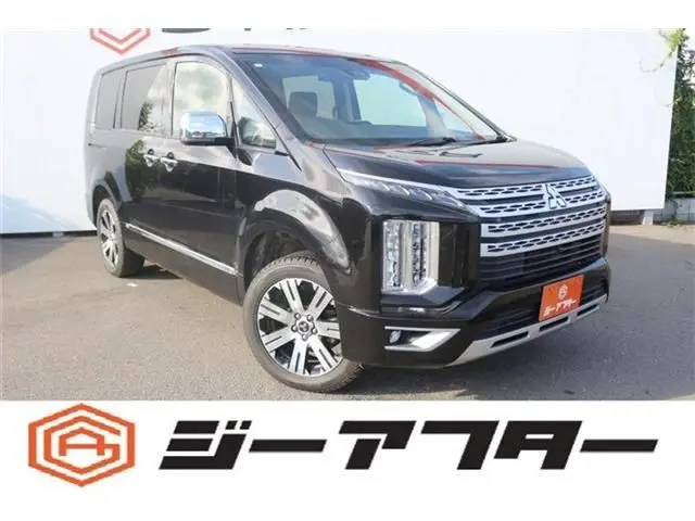 Mitsubishi Delica D:5