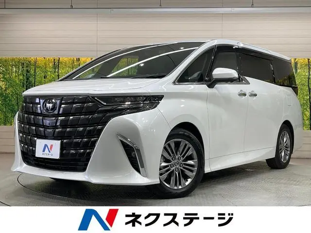 Toyota Alphard Hybrid photo 1