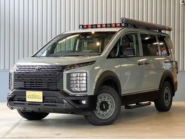 Mitsubishi Delica D:5