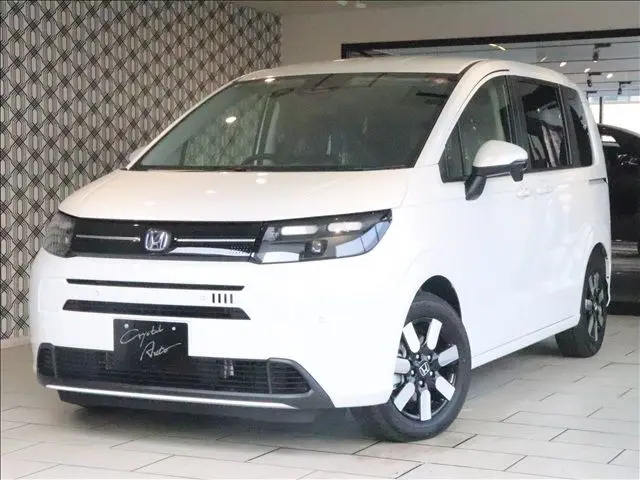 Honda Freed e:HEV