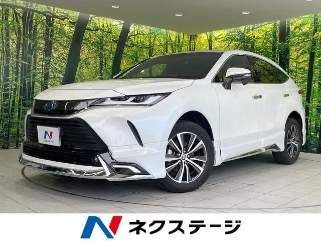 Toyota Harrier Hybrid photo 1