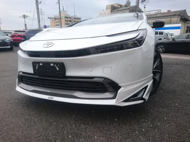 Toyota Prius fotoğraf 1