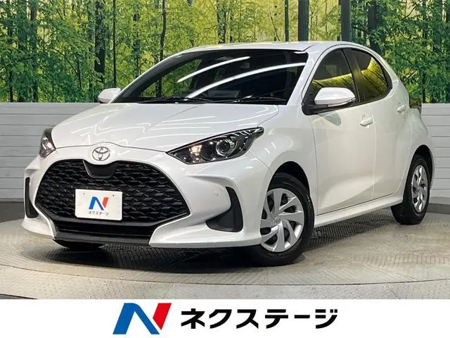 Toyota Yaris photo 1