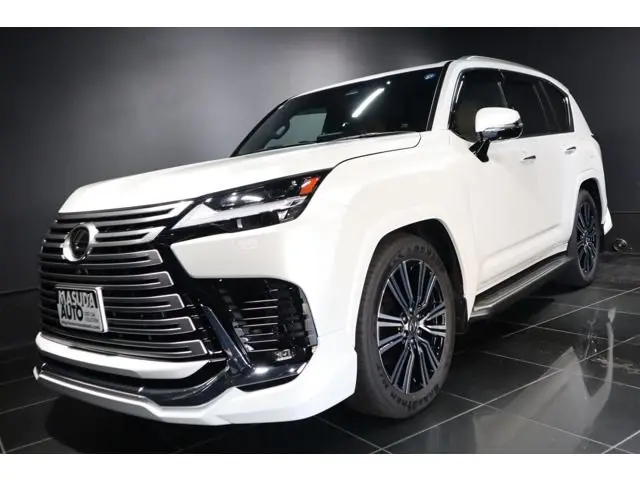 Lexus LX 600