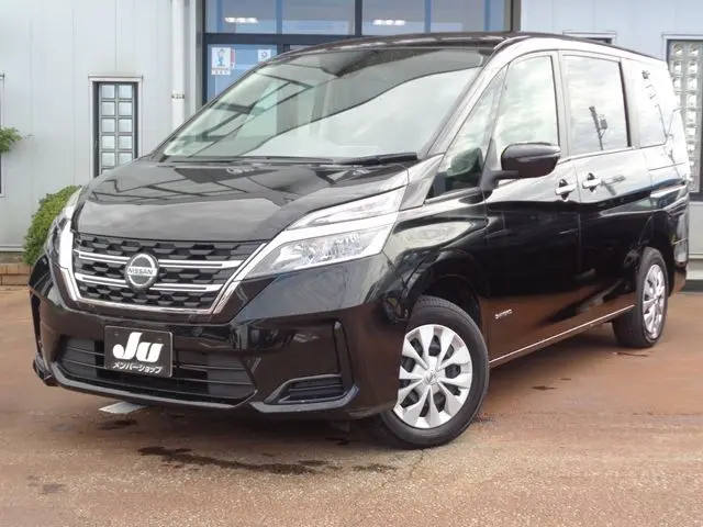 Nissan Serena fotoğraf 1