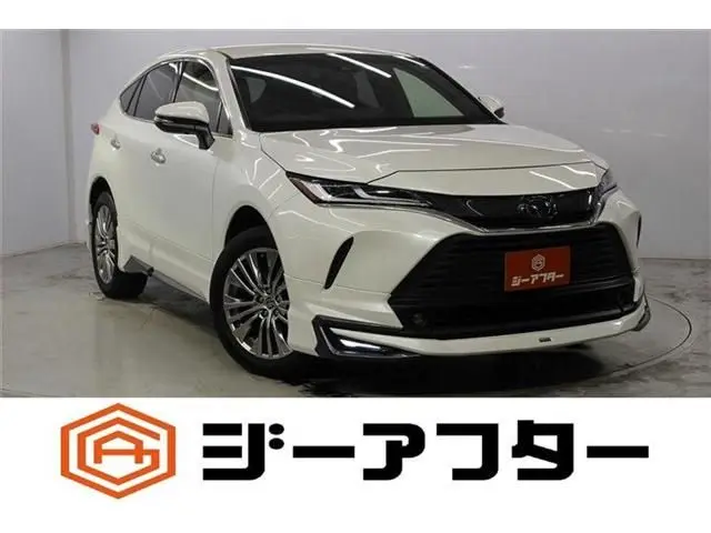 Toyota Harrier Hybrid fotoğraf 1