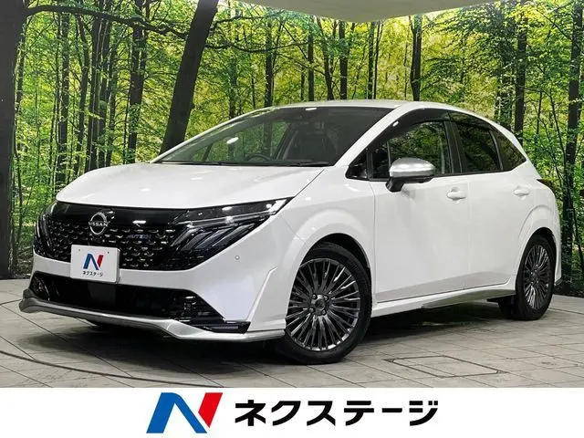 Nissan Aura