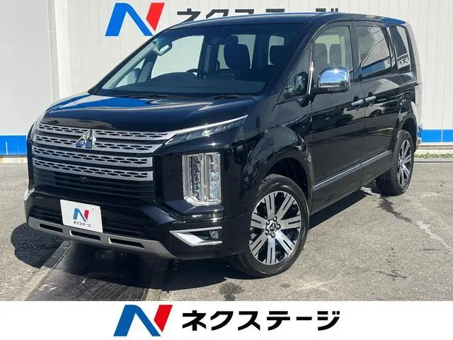 Mitsubishi Delica D:5