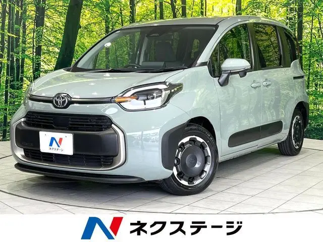 Toyota Sienta fotoğraf 1