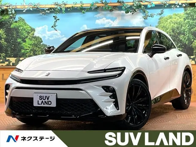 Toyota Crown Sport fotoğraf 1