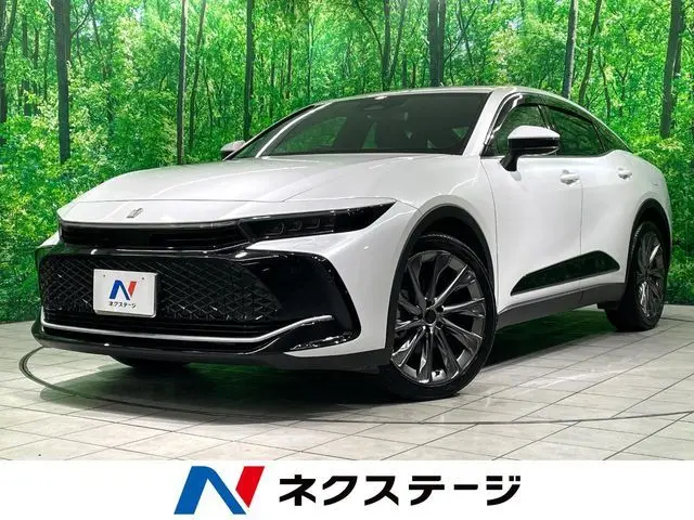 Toyota Crown Crossover fotoğraf 1