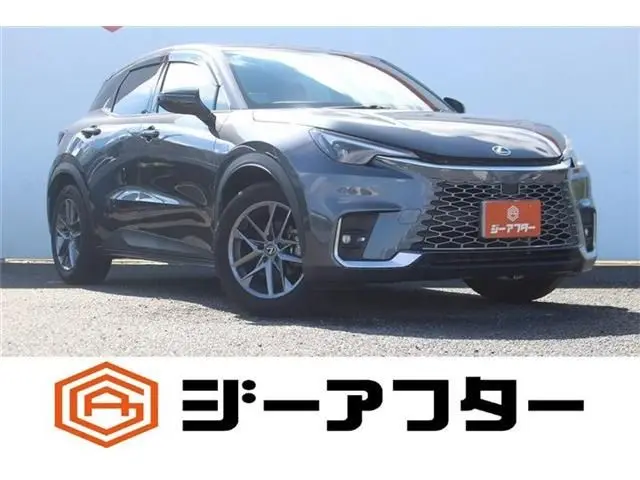Lexus LBX
