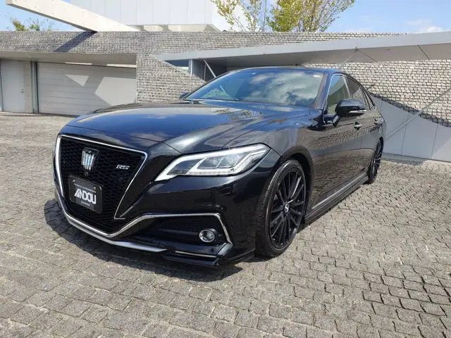 Toyota Crown Hybrid