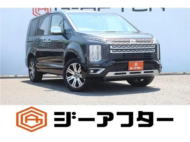 Mitsubishi Delica D:5
