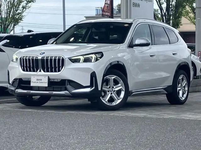 BMW X1 fotoğraf 1
