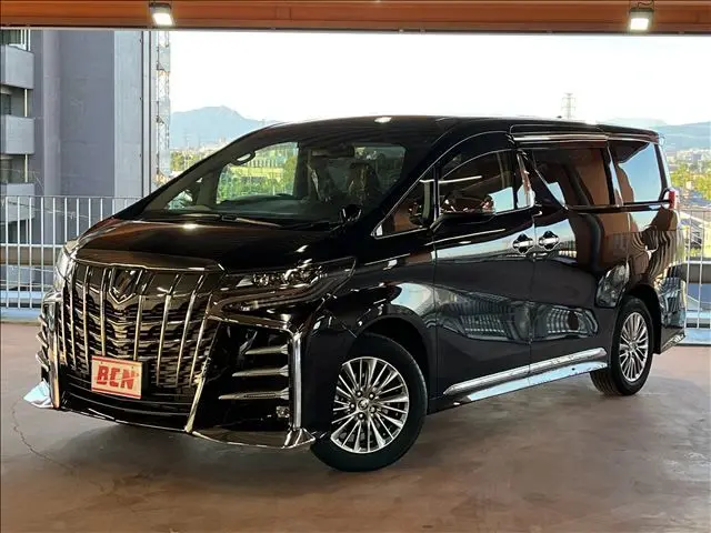 Toyota Alphard Hybrid