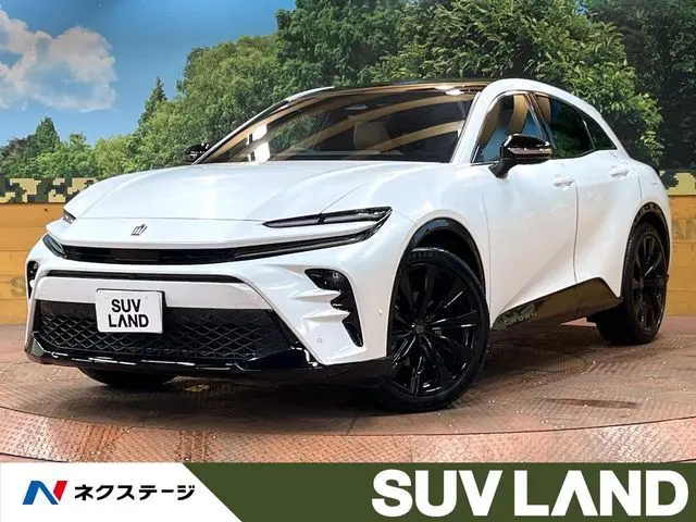 Toyota Crown Sport fotoğraf 1