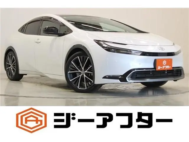 Toyota Prius fotoğraf 1