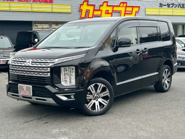 Mitsubishi Delica D:5