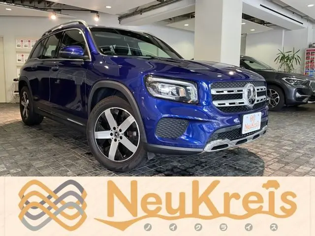 Mercedes-Benz GLB-Class photo 1