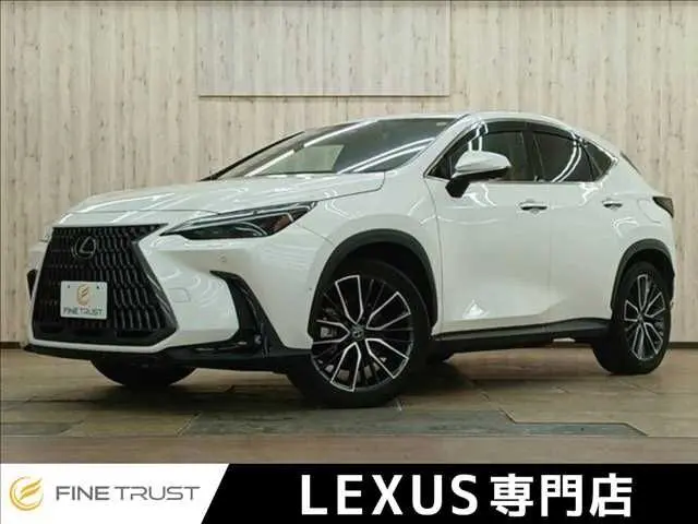 Lexus NX 450h+ AWD