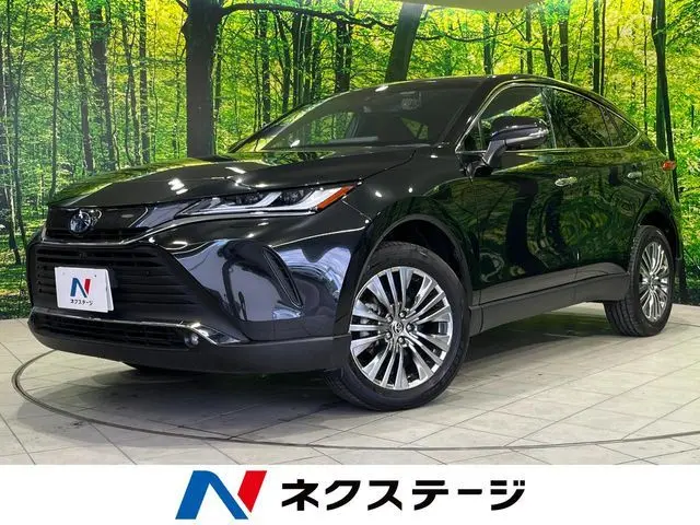 Toyota Harrier Hybrid photo 1