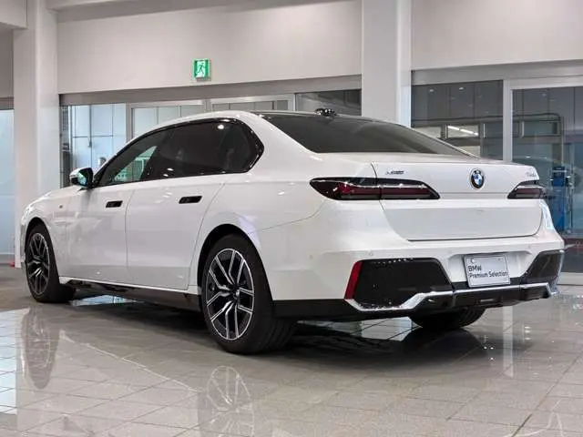 BMW 7 Serisi fotoğraf 5