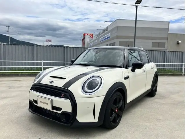 MINI Cooper fotoğraf 1