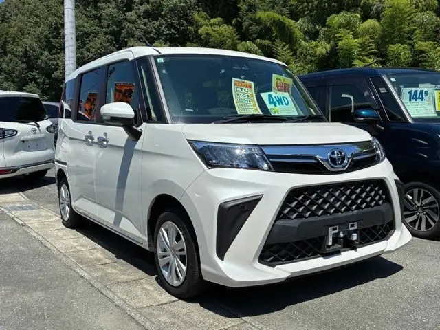 Toyota Roomy fotoğraf 1